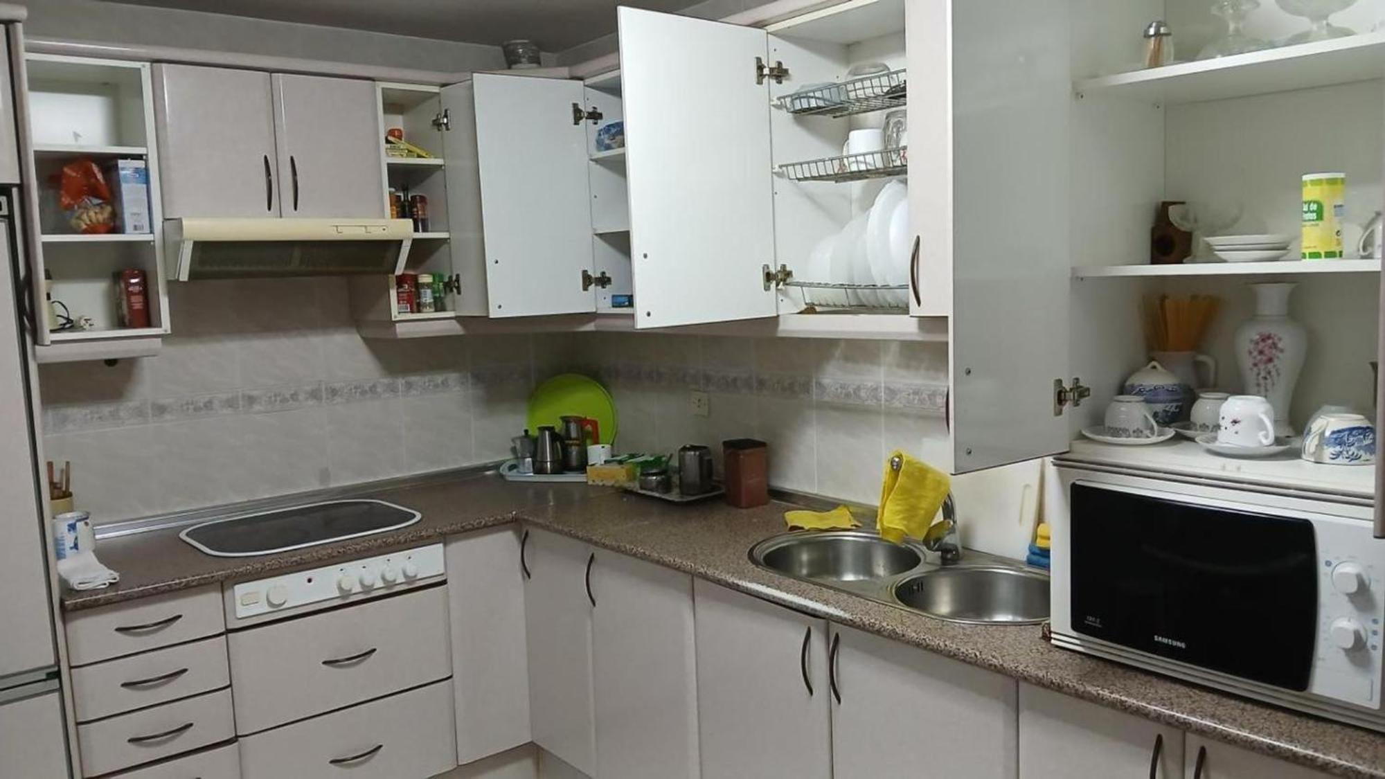 In Guest - Cuarto Privado Doble En Pensión